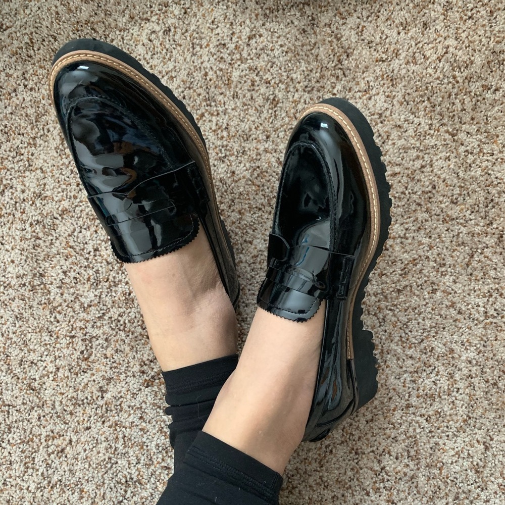 Great shoes. Worn once.